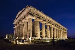 LAPILLI Templi di Paestum