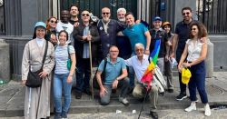 Foto gruppo Pellegrini 250