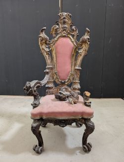 immagine trono 3 250